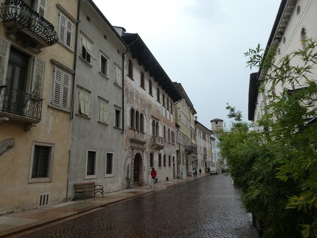 DÍA 7 – Trento / Peschiera del Garda / Sirmione - Dolomitas, Garda, Venecia... Noreste de Italia en verano de 2025 (12)