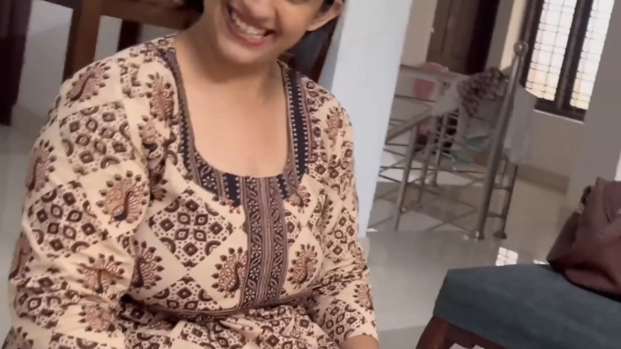 Sowbhagya Venkitesh Huge Boobs and cleavage.mp4_snapshot_00.08.137