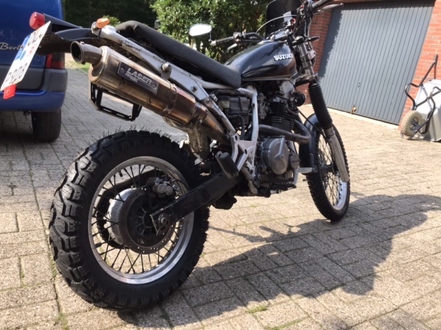 F99D375A-22F8-410D-A8E1-08F2C7E7AF98