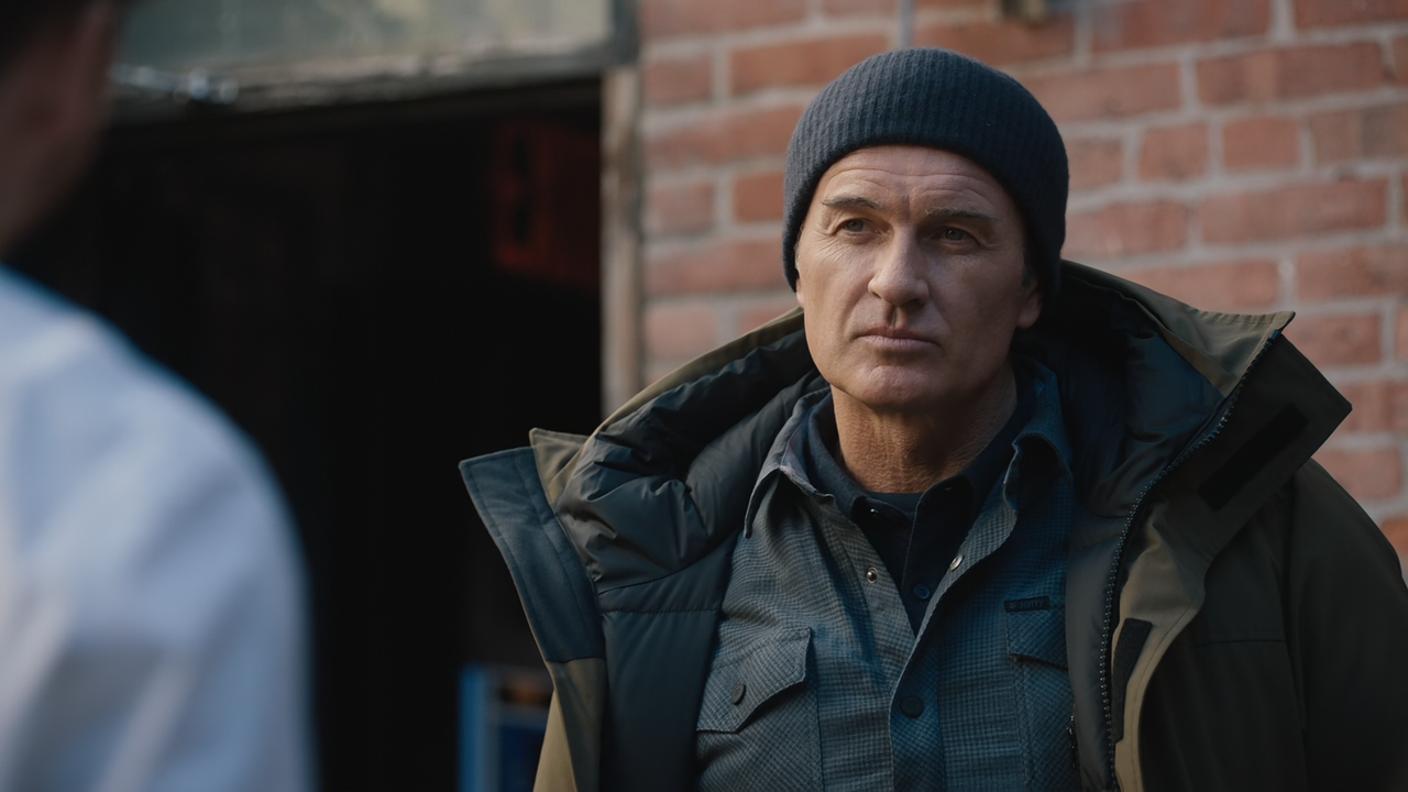 FBI.Most.Wanted.S03E11.Hunter.1080p.10bit.AMZN.WEB-DL.DDP5.1.HEVC-Vyndros.mkv_snapshot_07.18_[2022.0