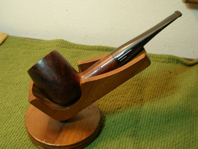 Comoy-s-Guildhall-billiard.jpg