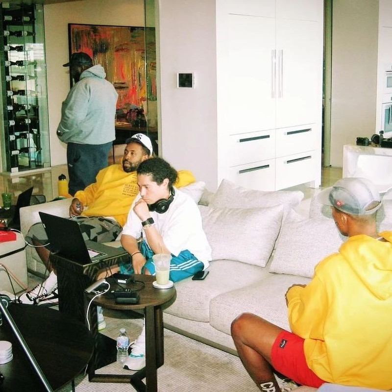 The Neptunes In The Studio With Mike WiLL Made-It (April) (2022)