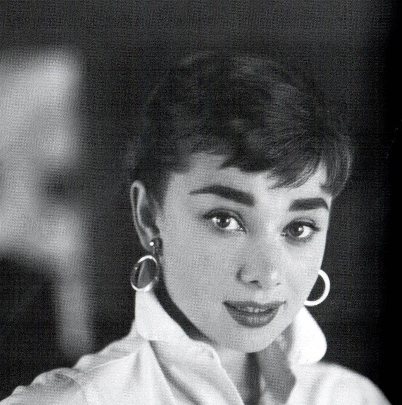 AudreyHepburn_md85