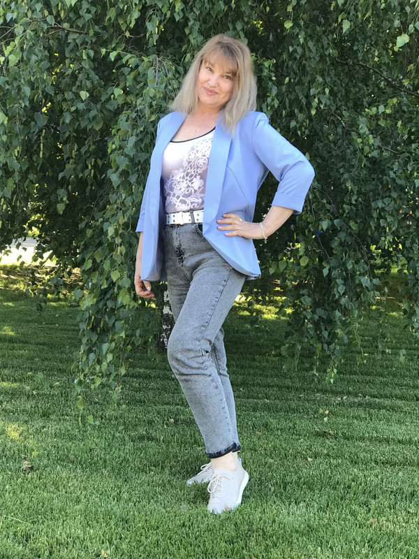 F6A00151-BAFC-4146-9BBF-6296CCF9D47C