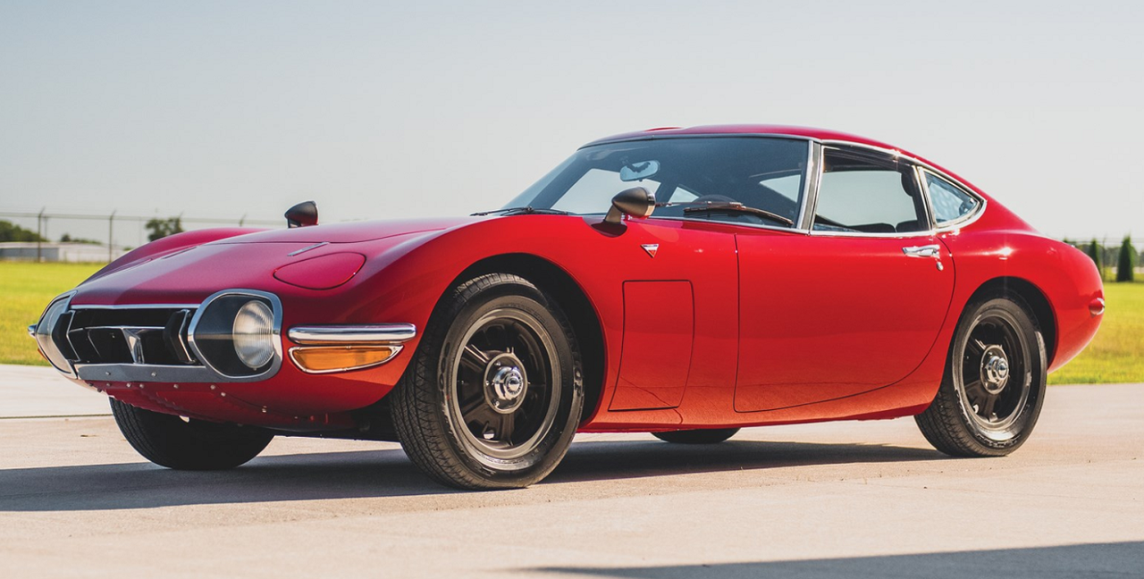 1967-toyota-2000GT-exterior