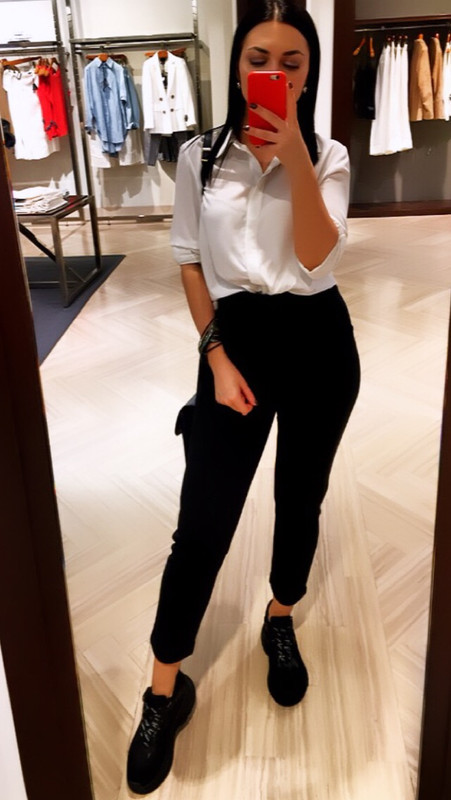 31451776-6E81-43C2-9A99-A72795CE9069