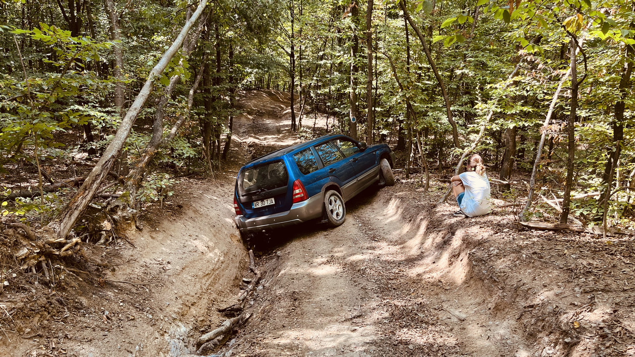 DD98E38D-0E52-42E2-BB3A-DAADCAC3D3E1