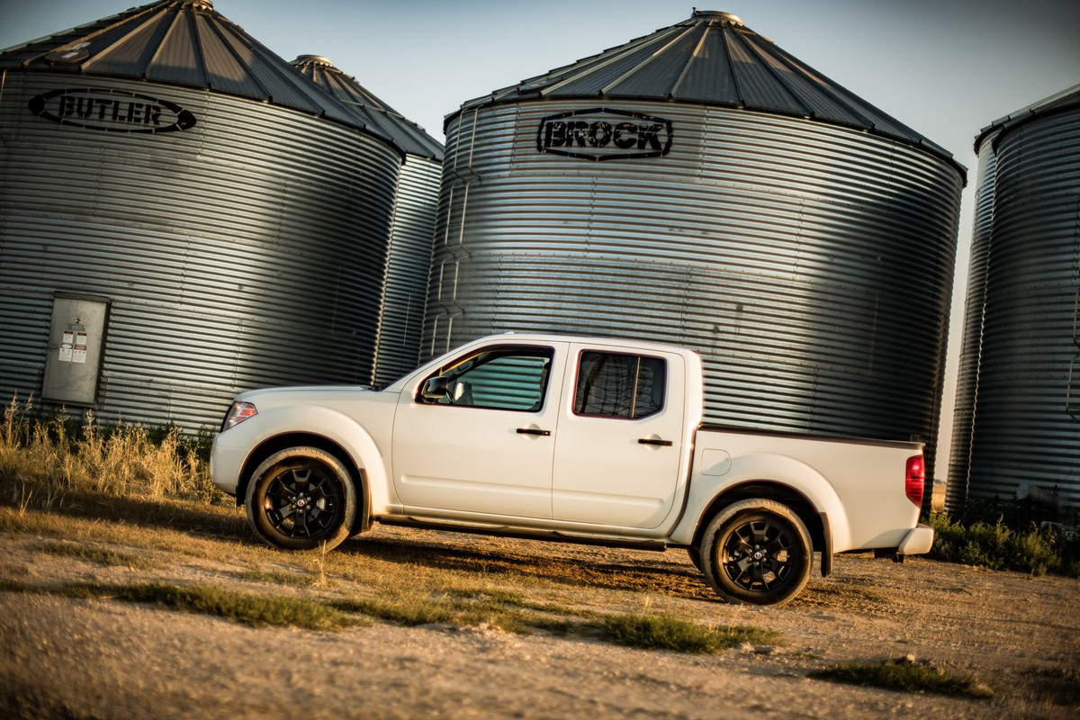 2019 Nissan Frontier (6)