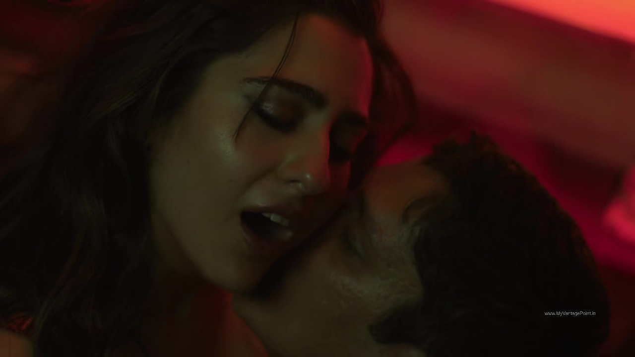 hottest-scene-of-sara-ali-khan