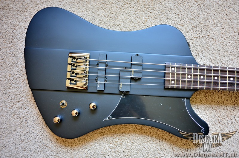 Schecter_SIXX_Bass_Sig_002