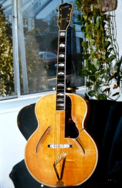 Gretsch-Synchromatic-300.jpg