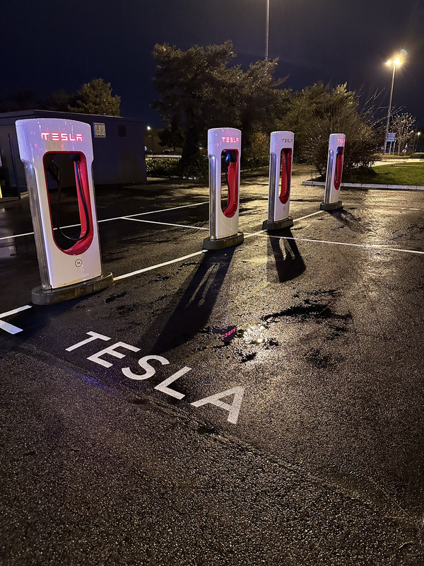 951C5BFF-DE1D-4518-B786-A298246156A3