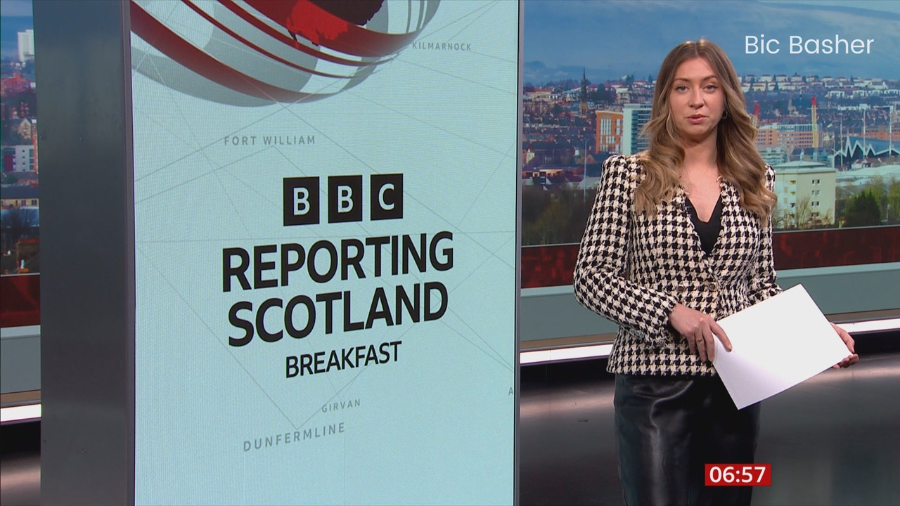 07.04 - 06.50.00 - Breakfast. The BBC's Breakfast programme features ....ts_snapshot_07.41.598