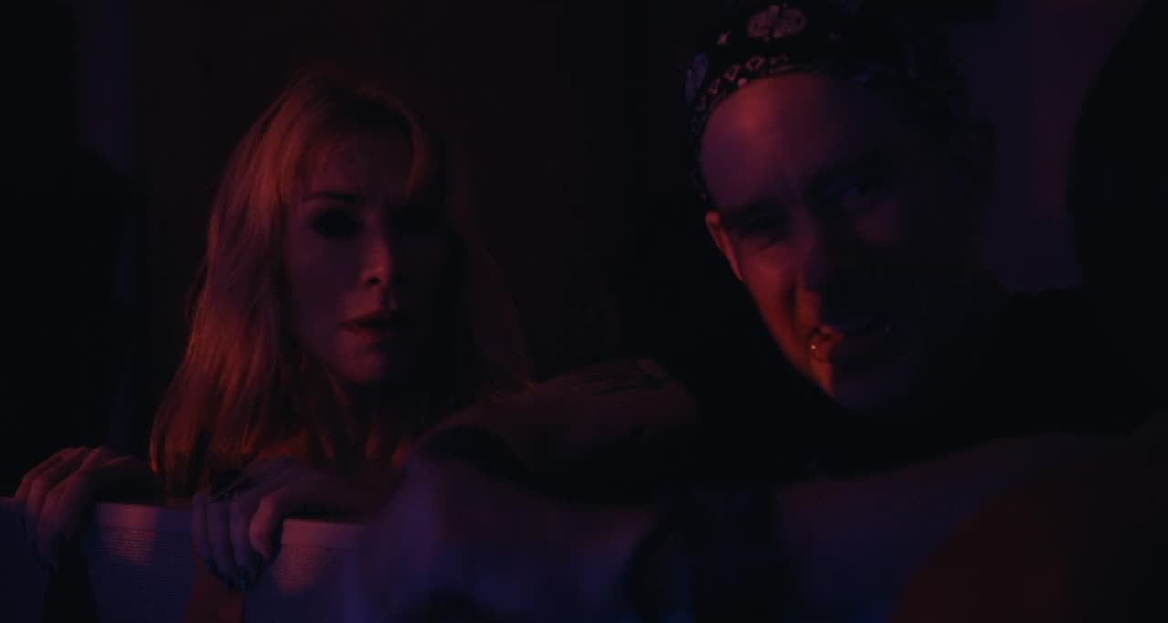 Ten-Minutes-To-Midnight-2020-720p-Blu-Ra