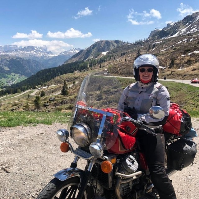 E3573D6E-1F8C-4C48-AFF2-6956C930266E