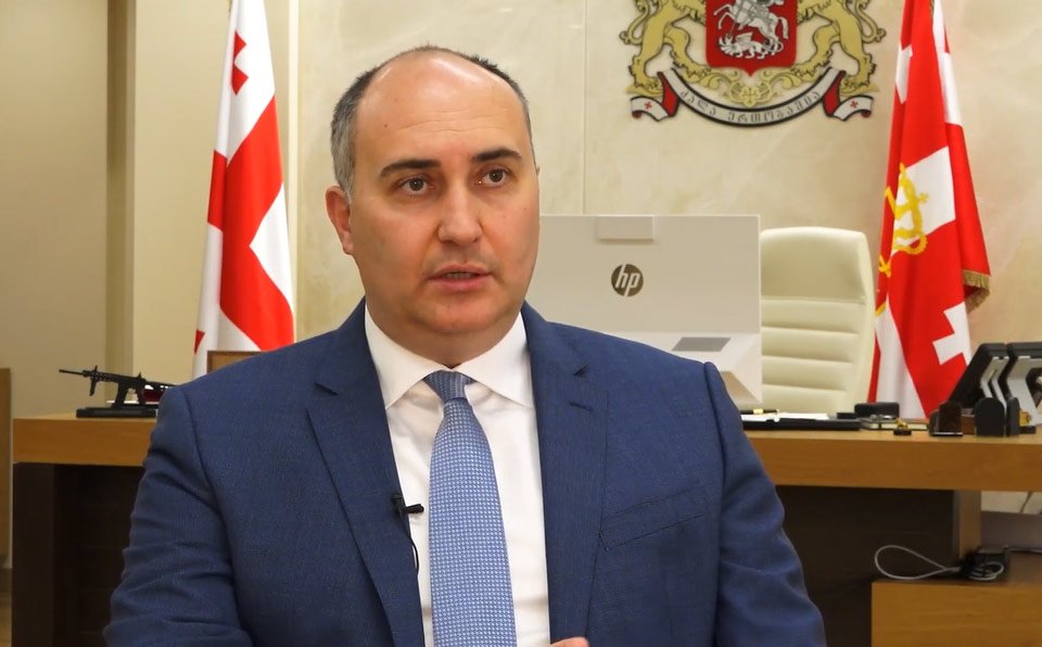 სუს-მა თავდაცვის ყოფილი მინისტრი ჯუანშერ ბურჭულაძე დააკავა