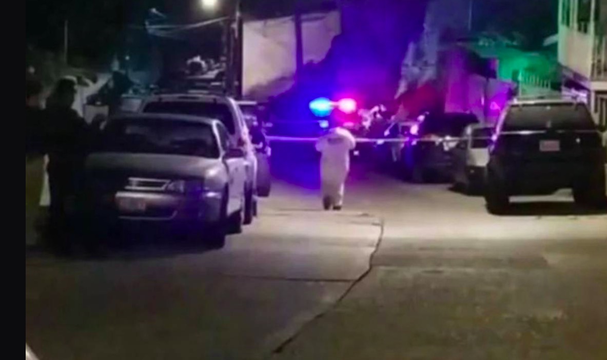 Hombre balea a dos niños mientras dormían dentro de su casa en Tijuana