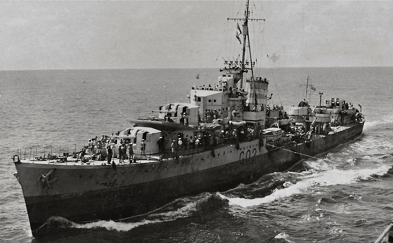 https://i.postimg.cc/ZnLRNXr2/HMAS-Nestor.jpg
