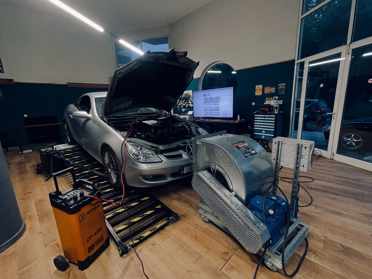 Mercedes SLK R171 dyno graph 203hp