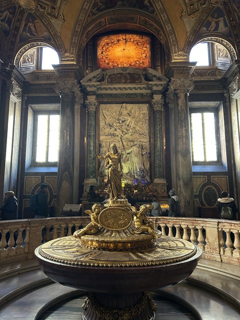 Sofía - Roma. Un viaje combinado para estas Navidades. - Blogs de Europa - Año Nuevo 2025 ¡Qué mejor que empezarlo en Roma! (12)