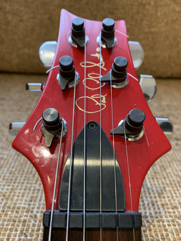 4027EAAD-48BF-447B-B4F4-C2DC26DA5215