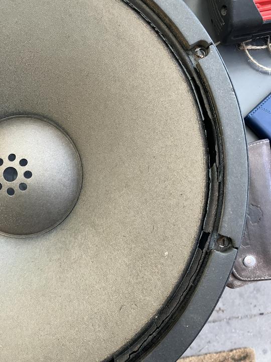 [Bild: Bass-Sicke-def.jpg]