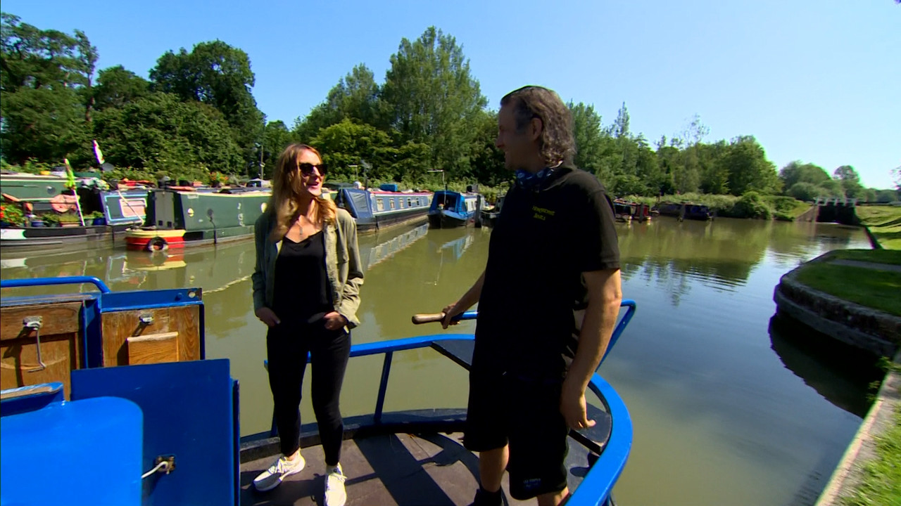 08.17 - 18.00.00 - ITV News London. The latest news in London and the....ts_snapshot_23.34.861