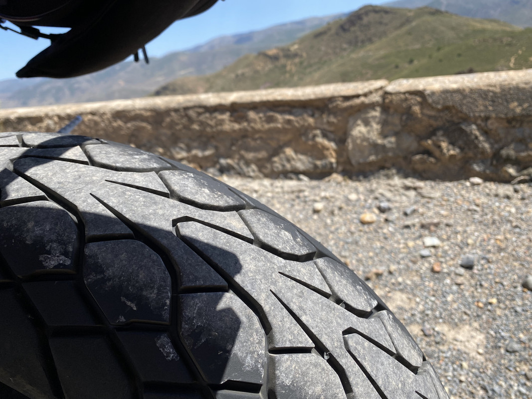 F2D65C8D-6886-4A23-80B3-A26587F13C82