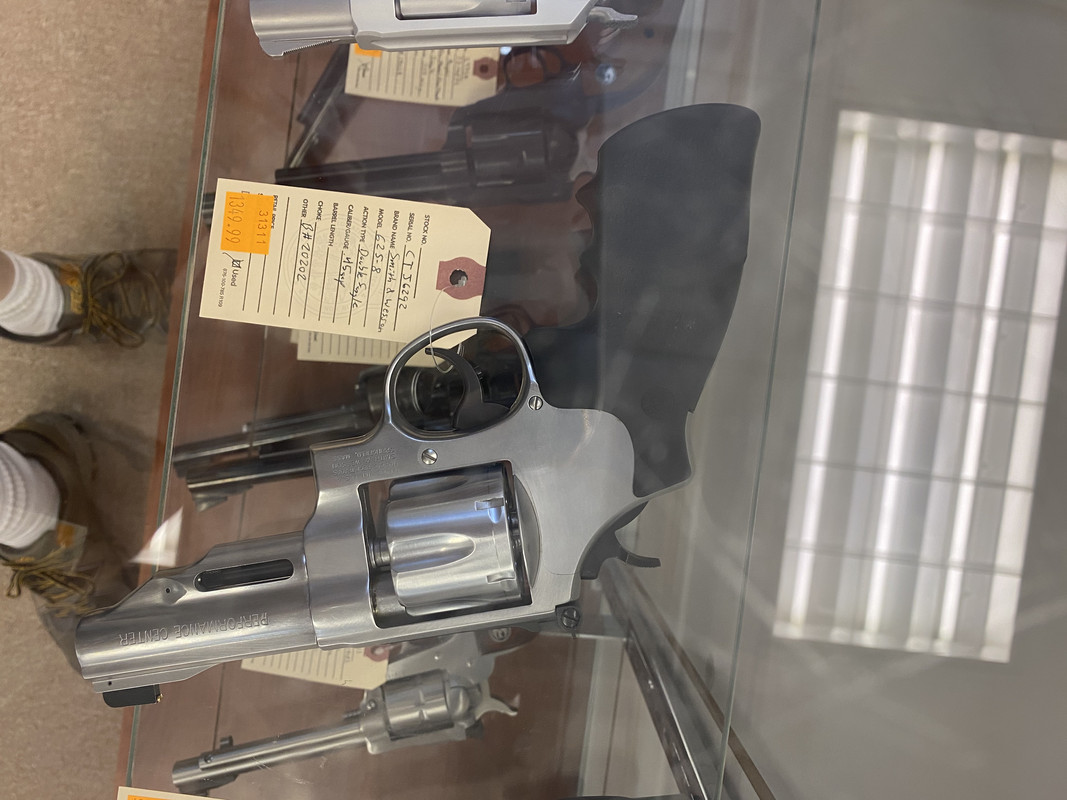 AEEF2043-0797-4C17-9399-32AAE3158E02