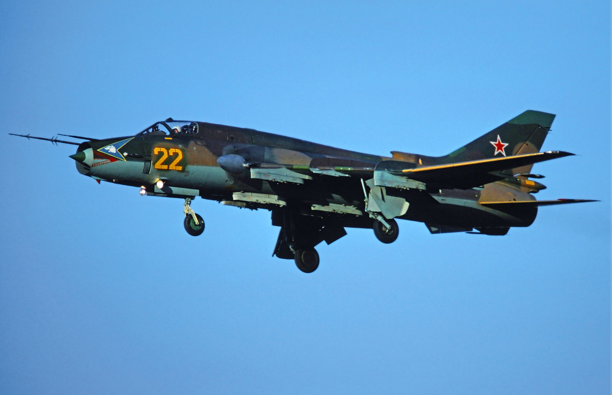 20 GvAPIB Su-17M4 22 yellow (2)_16510, Summer 1993