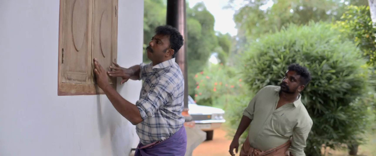 Gumasthan 2024 WebRip [Malayalam] 480p, 720p Screenshot