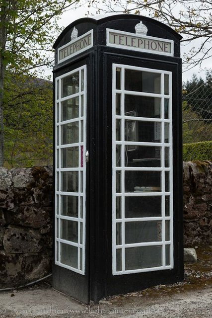 black-n-white-phone-box.jpg
