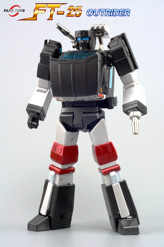 Fans-Toys-FT-25-Outrider-02
