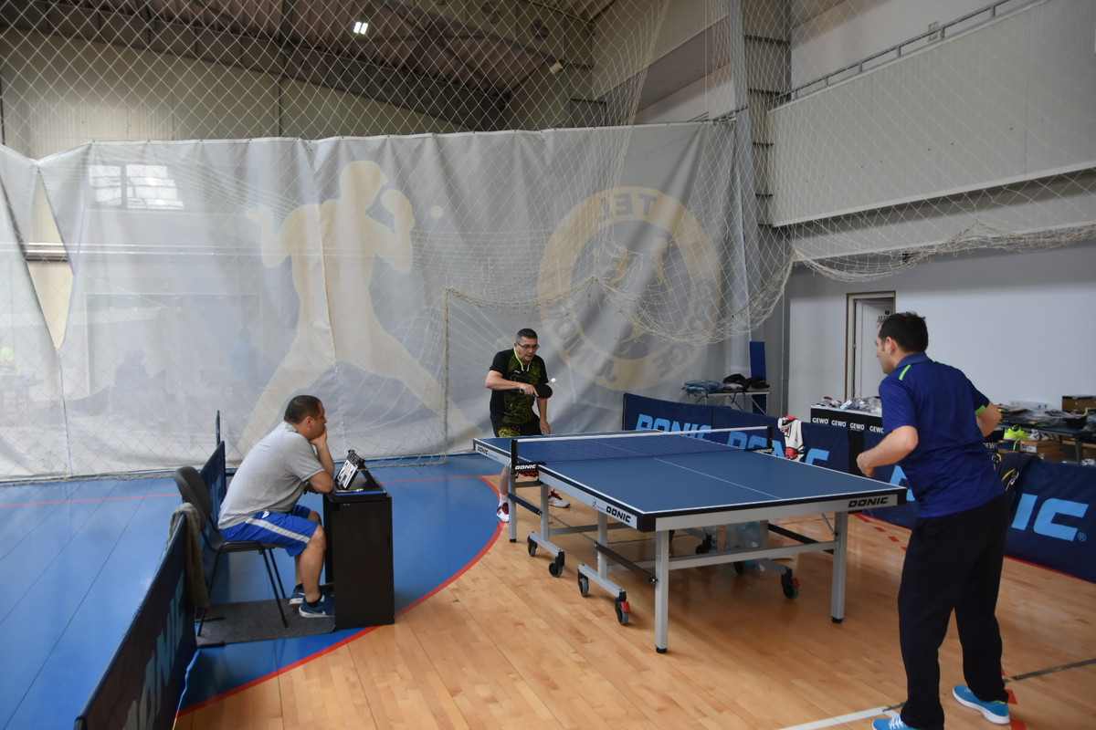 3B63B542-EE3F-4F33-9FB9-A17B751ED776