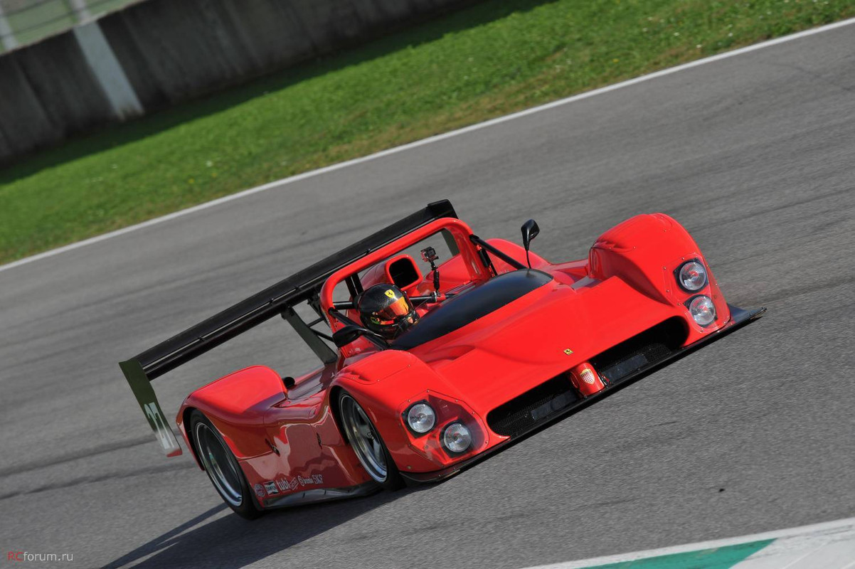 asp-braschaat-Ferrari-333-SP-for-sale-6