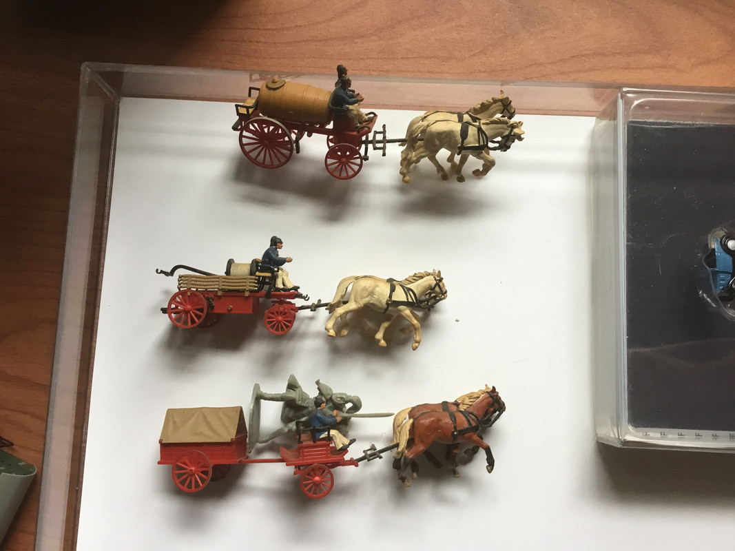 1E343B0A-8447-43F1-978D-BF43EEF08CCF