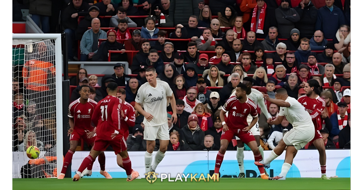 Sepakan Keras Murillo