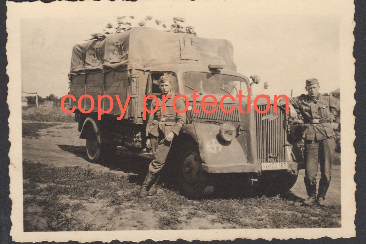Orig. Foto OPEL BLITZ 5.Panzer-Division WIKING 1942 Rußland