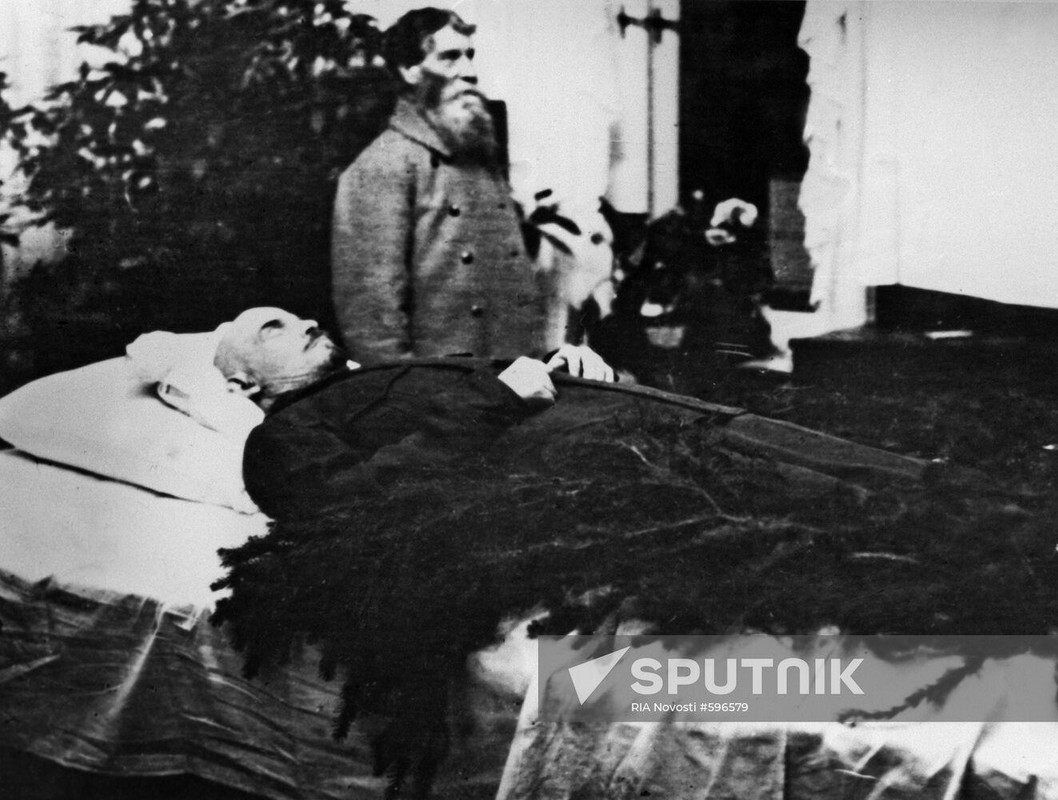 january-21st-1924-vladimir-lenin-the-semi-retired-founder-v0-s5p2amkhsrdc1
