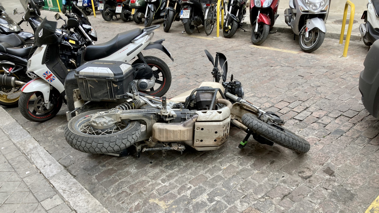 1CDBFA22-6BD5-475C-AADE-8A2B60934E13