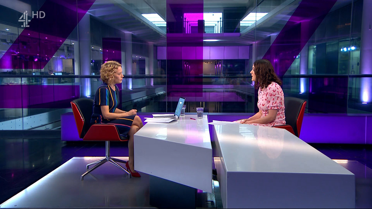 Channel 4 News_20221201_19002000.ts_snapshot_00.32.12.242