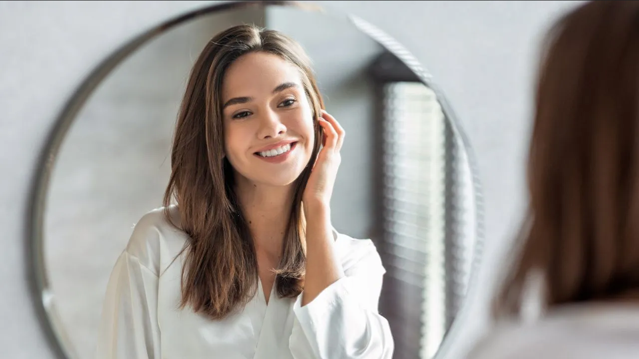 Prepara esta mascarilla con gelatina, leche y limón, y olvídate del vello facial