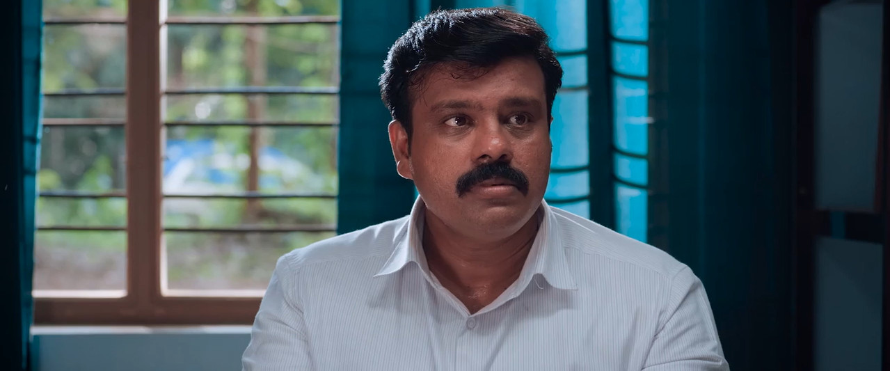 2 BHK 2023 WebRip [Malayalam] 480p 720p ESub Screenshot