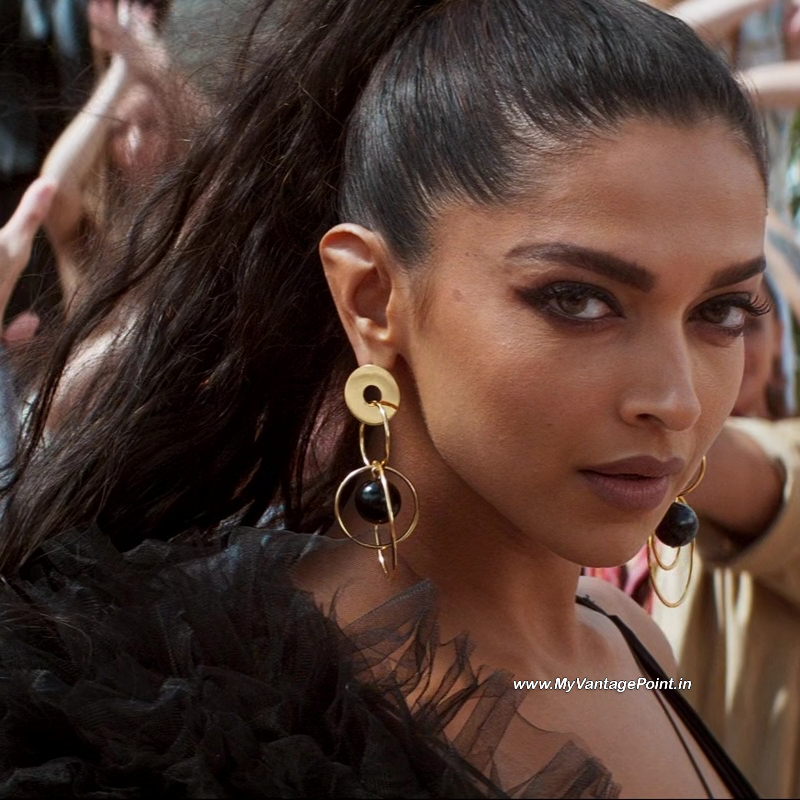 177-Deepika-Padukone-Hot-Scene-in-Pathaan-Movie-with-Shah-Rukh-Khan-My-Vantage-Point
