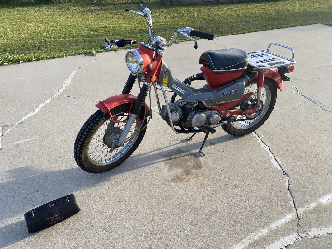 04054AF3-2DB2-4472-9D63-3398C750BF6F