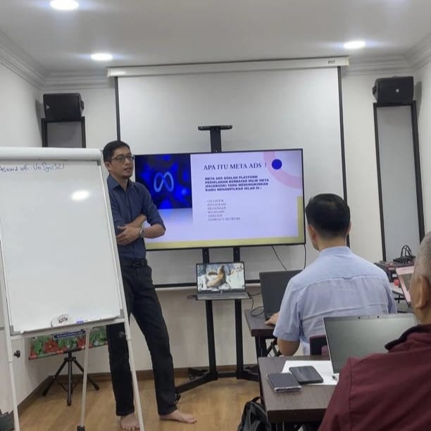 Sesi latihan UniSync Digital — workshop