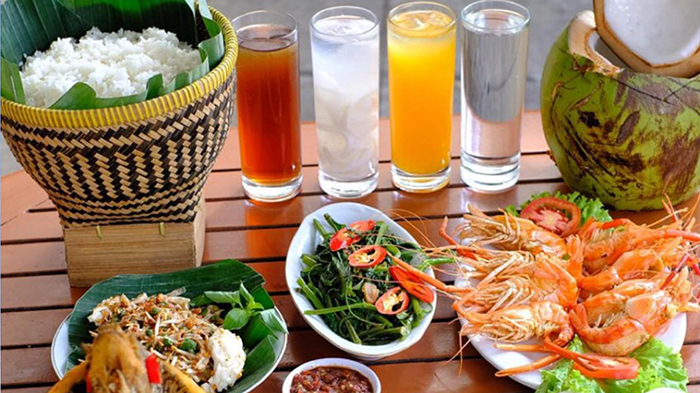 Menu yang disajikan Banyu Mili Resto.