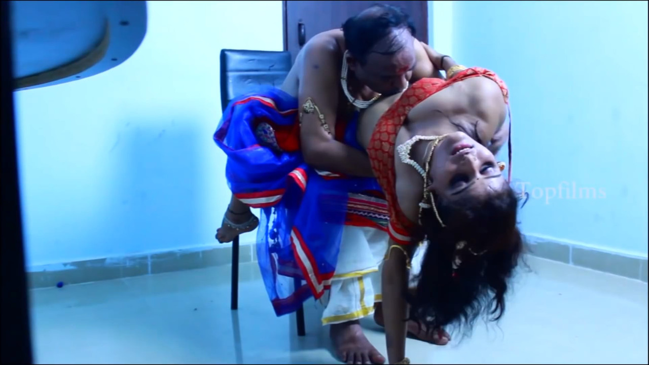 kamakshi Rani Spicy Aged Aunty Romance With Boy __ Latest Spicy Short Film __ (1).mp4_snapshot_06.18