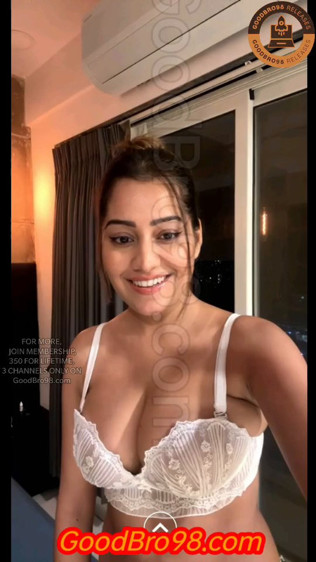 Simran Kaur - New Bikini Live.mp4.0009