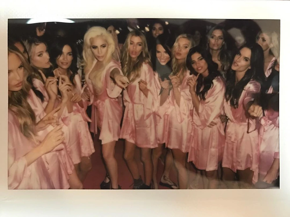 12-2-16-Instagram-003.webp